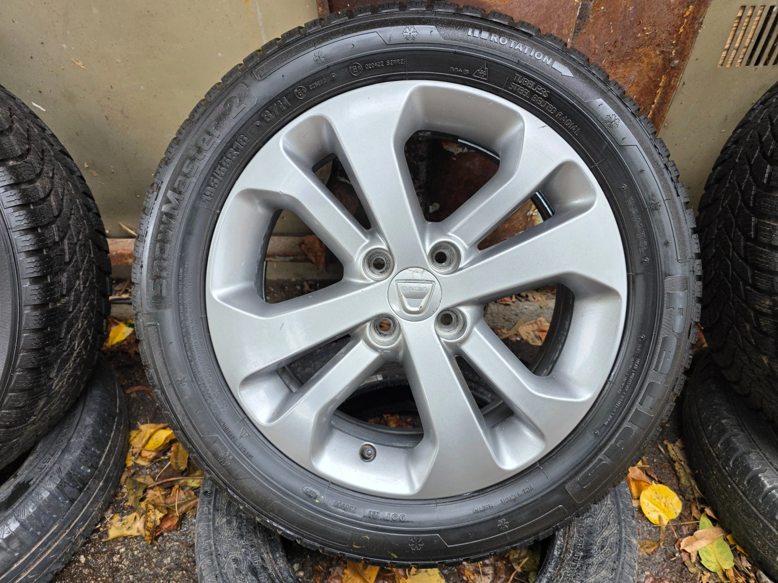 ������ �� Dacia Lodgy | Mobile.bg � ����������� 2