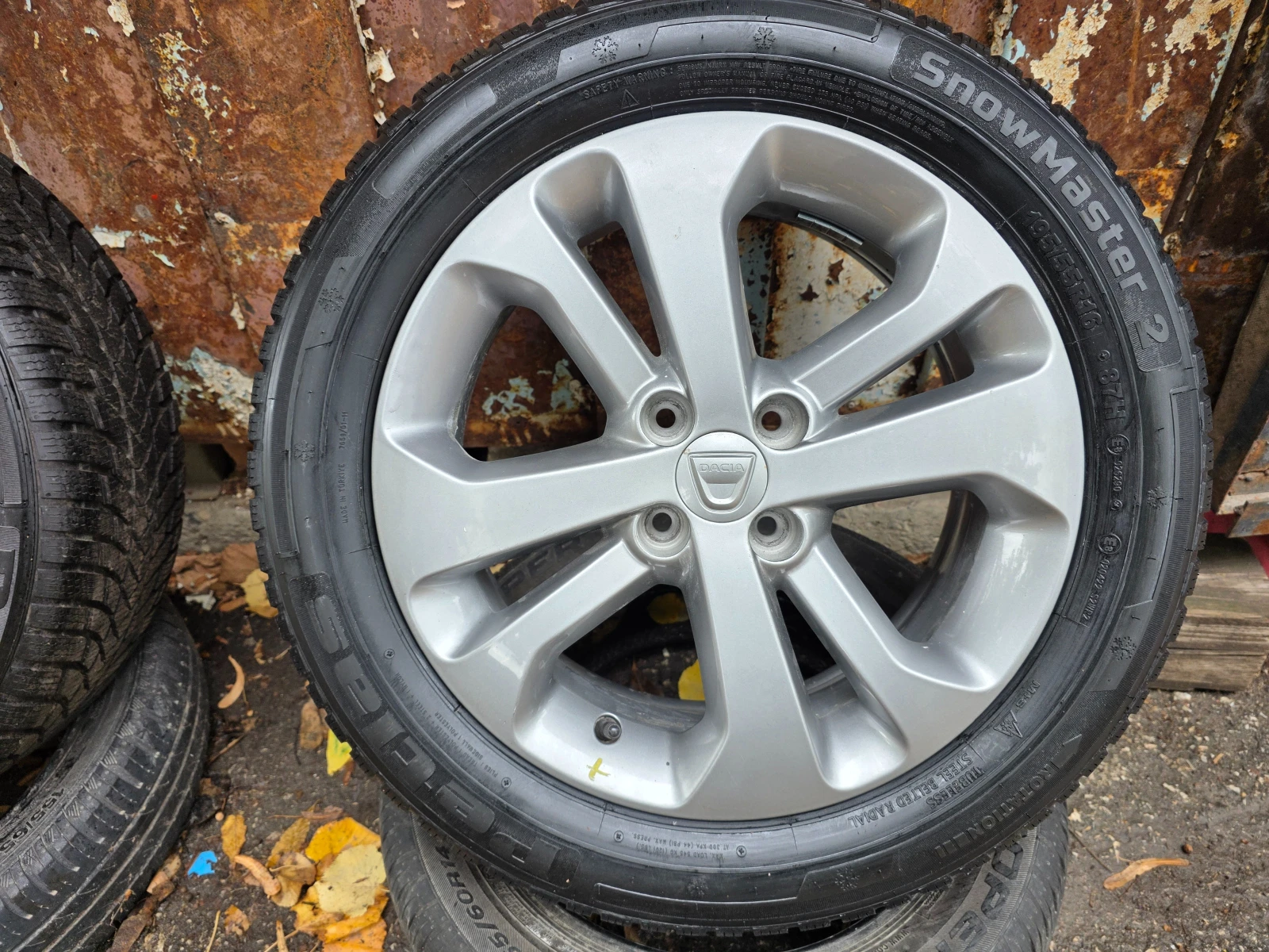 ������ �� Dacia Lodgy | Mobile.bg � ����������� 4