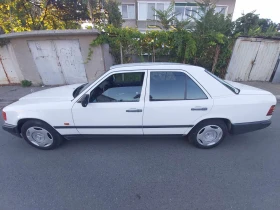 Mercedes-Benz 200 E, снимка 3