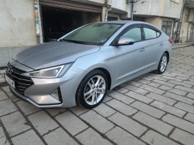 Hyundai Elantra 2.0, снимка 1