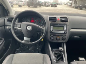 VW Golf - 7900 лв. / 4039.21 € - 70304077 7