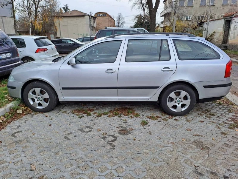 Skoda Octavia 2.0 TDI, снимка 2 - Автомобили и джипове - 44255899