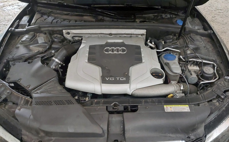 Audi A5 УНИКАТ S-Line Quatro 3.0 TDI, снимка 11 - Автомобили и джипове - 46451892