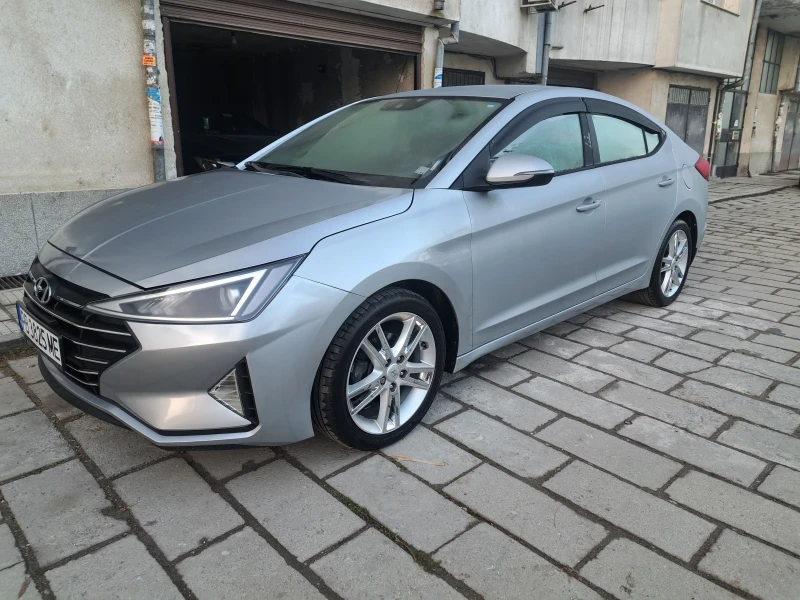 Hyundai Elantra 2.0, снимка 1 - Автомобили и джипове - 48844442