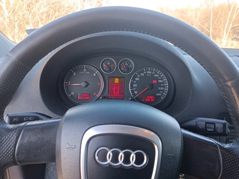 Audi A3 Sportbek , снимка 11 - Автомобили и джипове - 49138341