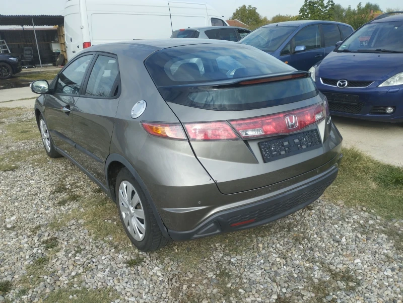 Honda Civic 1.4, снимка 6 - Автомобили и джипове - 49443827