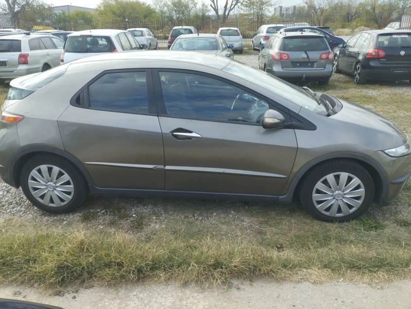 Honda Civic 1.4, снимка 2 - Автомобили и джипове - 49443827