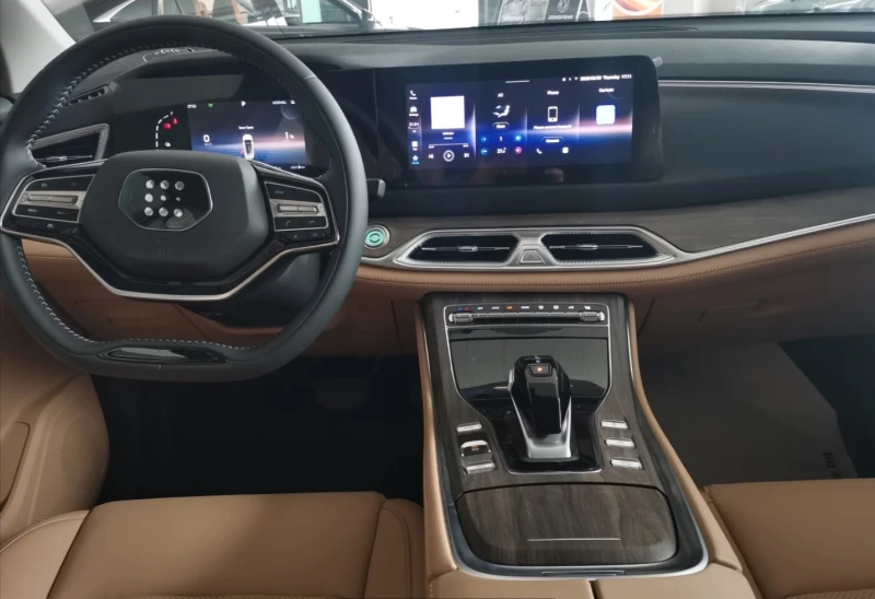 DONGFENG E5 Plug in, снимка 6 - Автомобили и джипове - 51287317