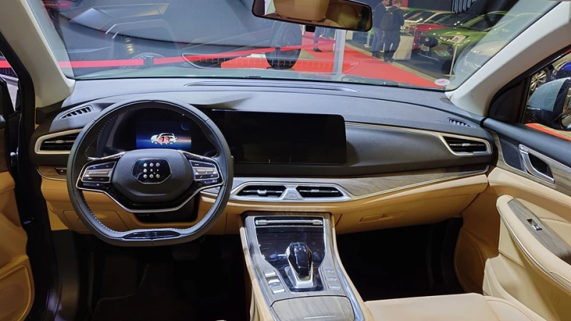 DONGFENG E5 Plug in, снимка 3 - Автомобили и джипове - 51287317