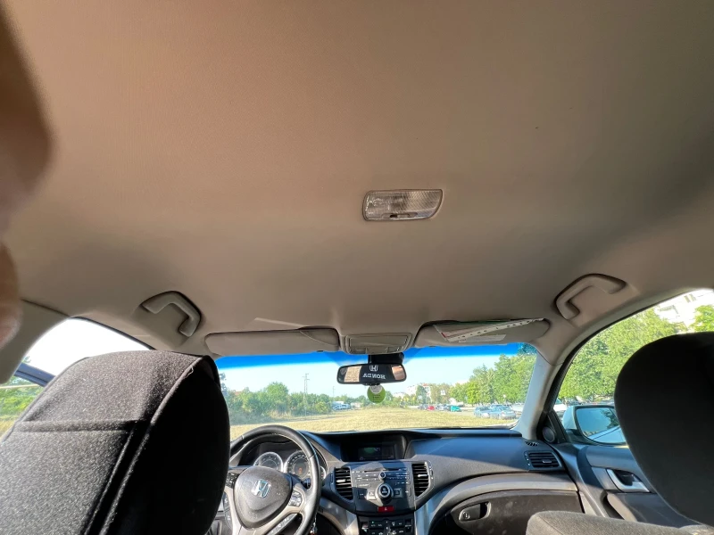 Honda Accord 2.2 i-DTEC, снимка 17 - Автомобили и джипове - 52638491