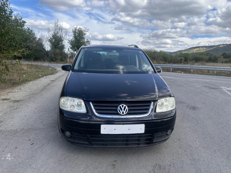 VW Touran 2.0 tdi, снимка 2 - Автомобили и джипове - 51862871