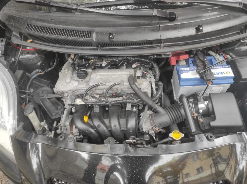 Toyota Yaris 1.8 TS Швейцария!, снимка 3 - Автомобили и джипове - 52509966