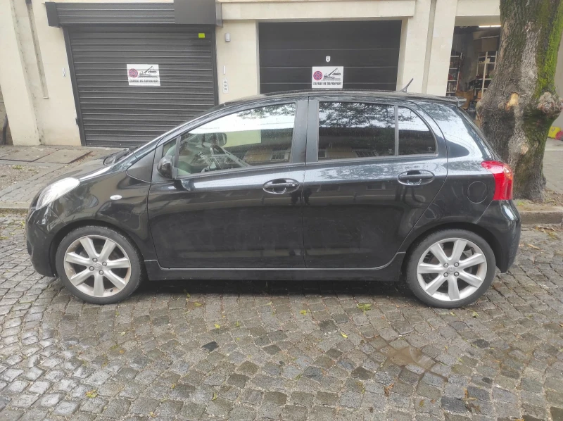 Toyota Yaris 1.8 TS Швейцария!, снимка 10 - Автомобили и джипове - 52509966