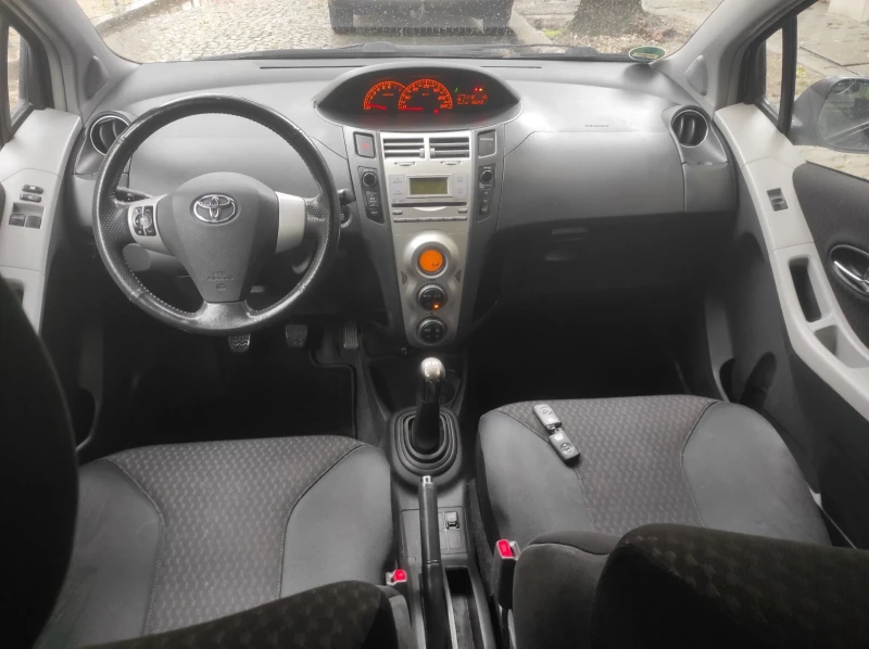 Toyota Yaris 1.8 TS Швейцария!, снимка 5 - Автомобили и джипове - 52509966