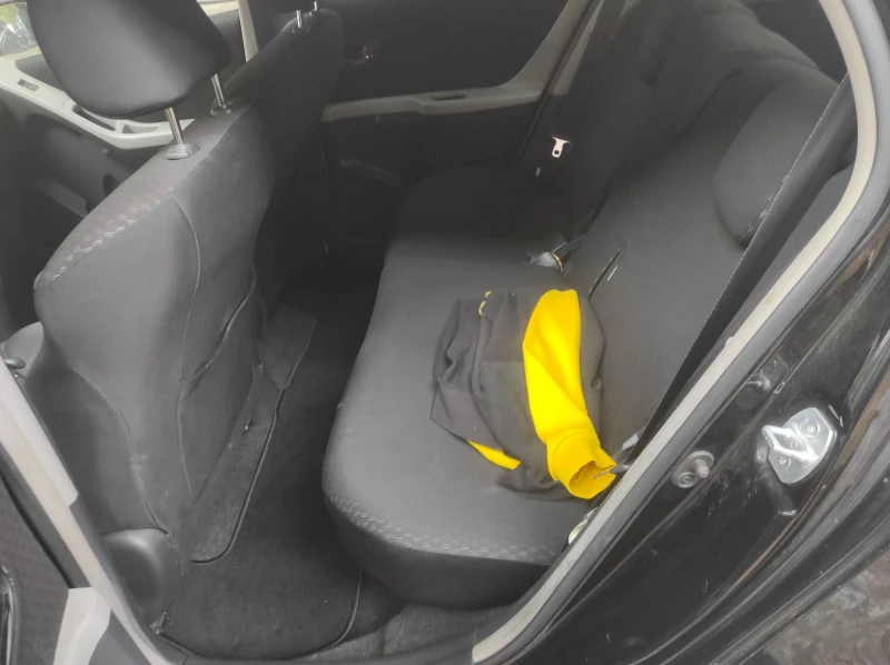 Toyota Yaris 1.8 TS Швейцария!, снимка 7 - Автомобили и джипове - 52509966