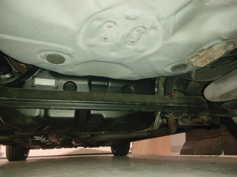 Toyota Yaris 1.8 TS Швейцария!, снимка 16 - Автомобили и джипове - 52509966