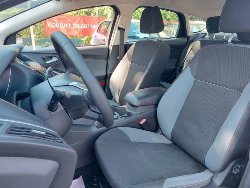 Ford Focus 1.6TDCI* 36м. х 239лв.* , снимка 8 - Автомобили и джипове - 52275281
