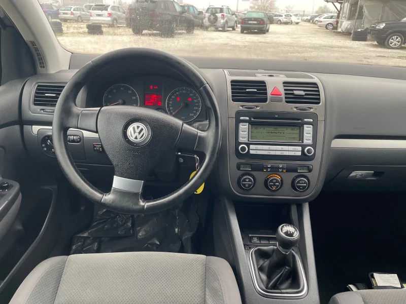VW Golf, снимка 7 - Автомобили и джипове - 52340606
