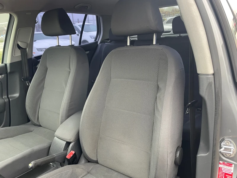 VW Golf, снимка 8 - Автомобили и джипове - 52340606