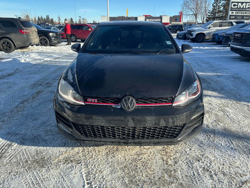 VW Golf GTI * * CARFAX * * АВТО КРЕДИТ * * , снимка 2 - Автомобили и джипове - 52937449