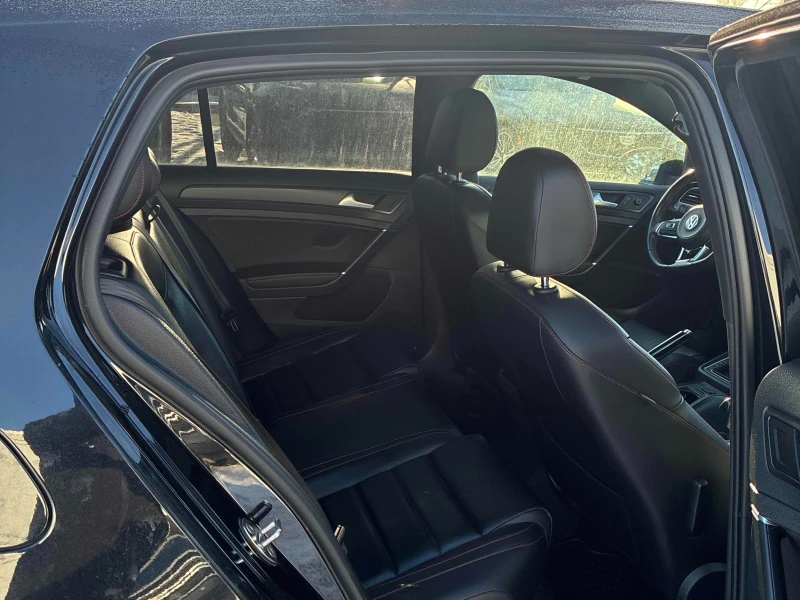 VW Golf GTI * * CARFAX * * АВТО КРЕДИТ * * , снимка 14 - Автомобили и джипове - 52937449