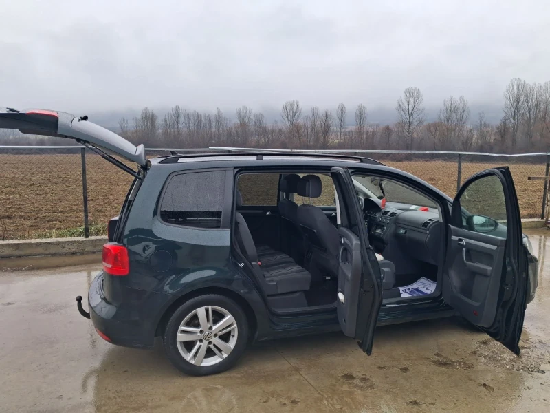 VW Touran, снимка 4 - Автомобили и джипове - 53287061