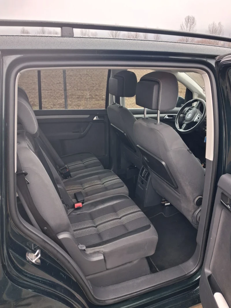 VW Touran, снимка 6 - Автомобили и джипове - 53287061