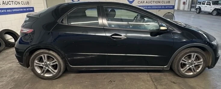 Honda Civic 1.4 i-vtec Comfort - изображение 2