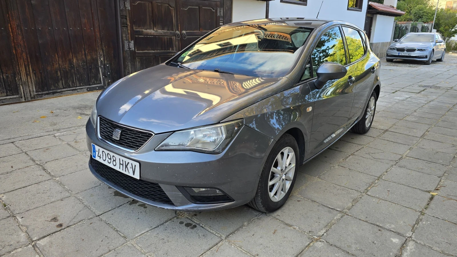 Seat Ibiza 1.6 TDI, снимка 1