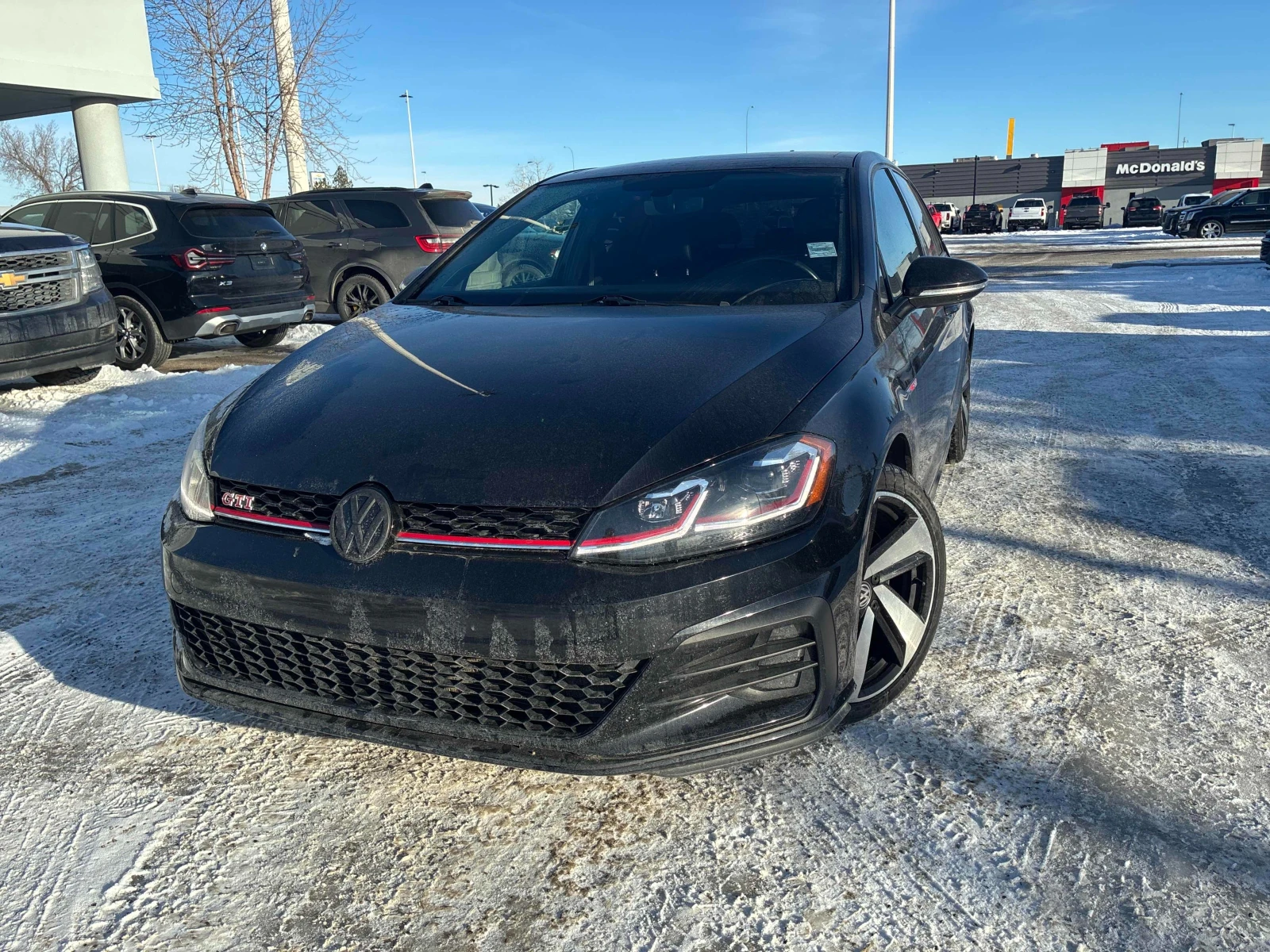 VW Golf GTI * * CARFAX * * АВТО КРЕДИТ * * , снимка 1