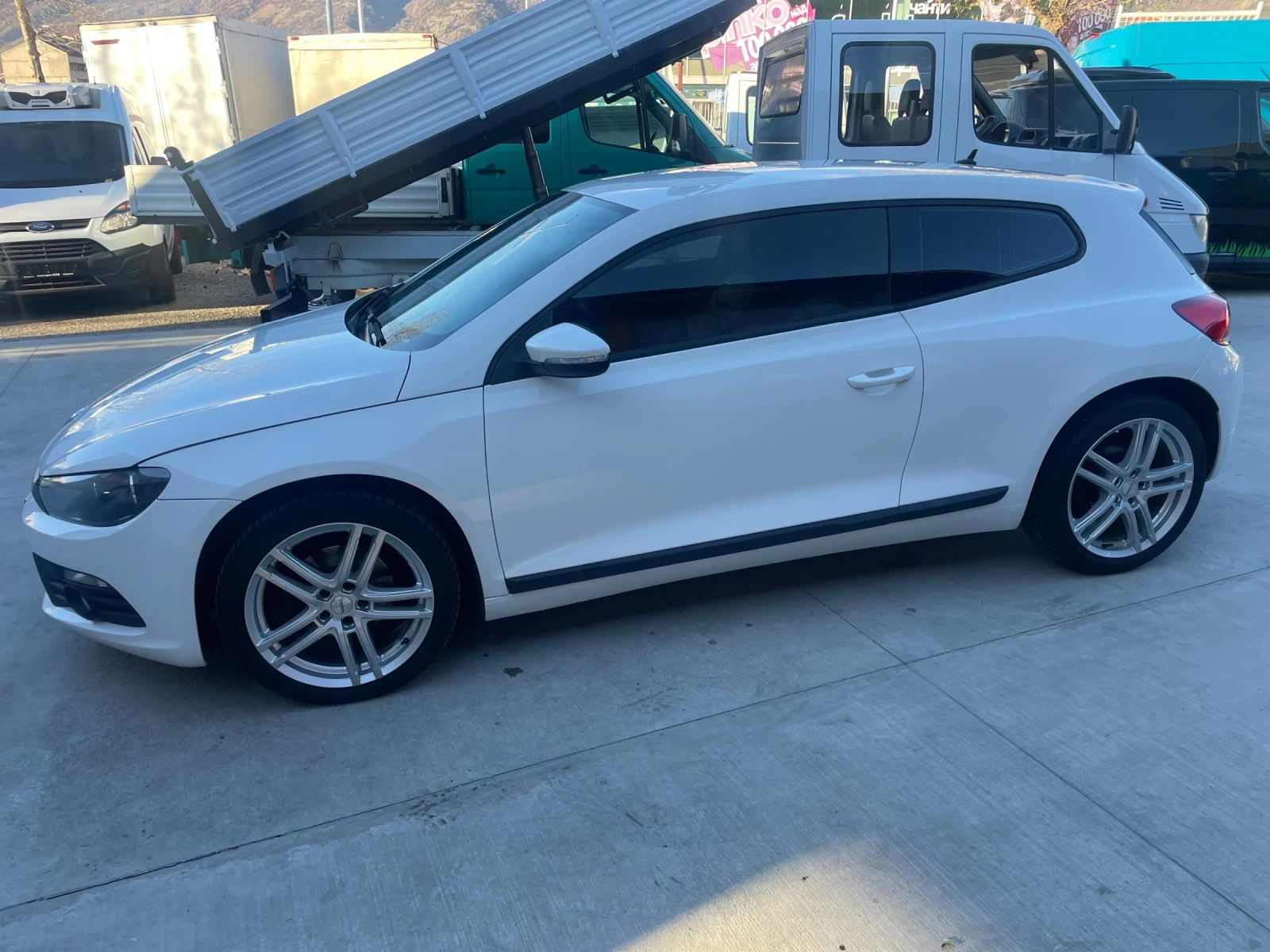 VW Scirocco 2.0 TDI FULL - изображение 3