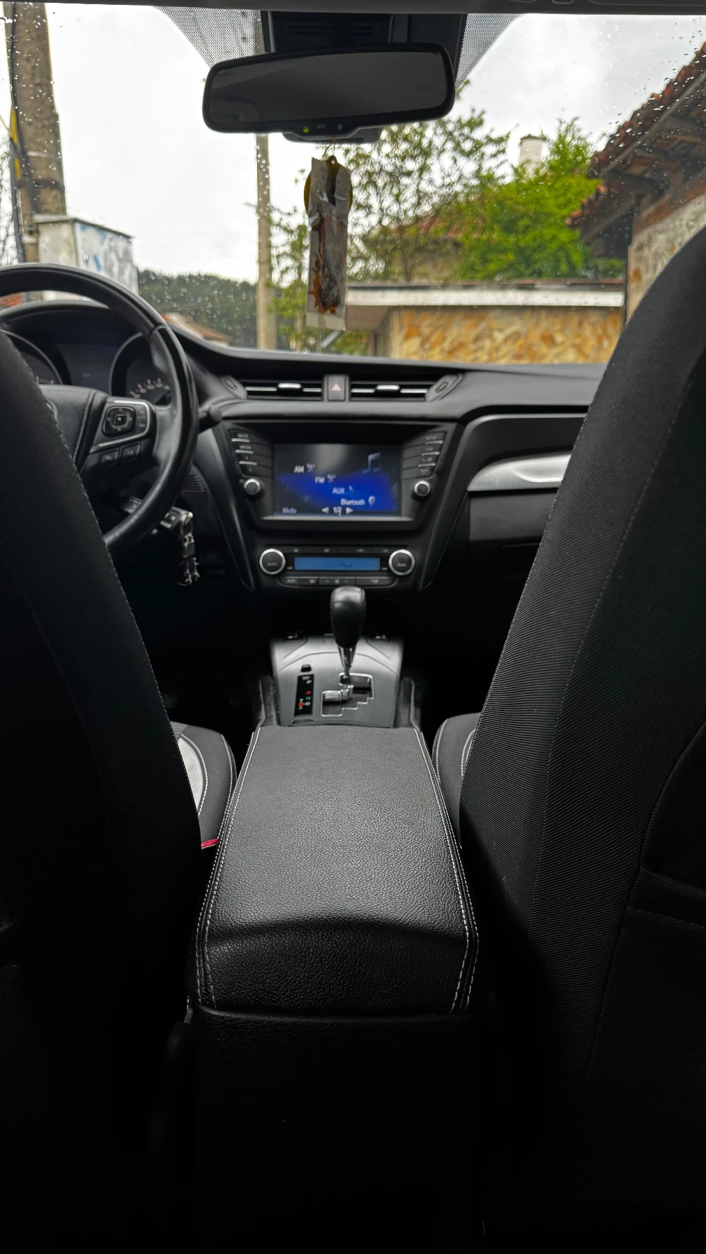 Toyota Avensis 1.8 - изображение 6