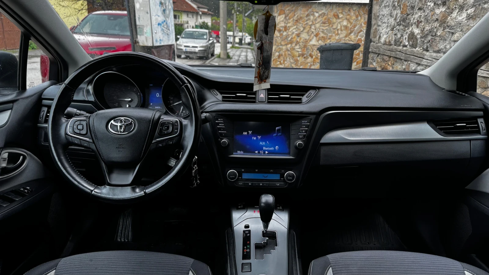 Toyota Avensis 1.8 - изображение 7