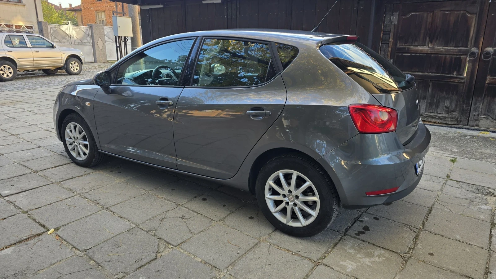 Seat Ibiza 1.6 TDI | Mobile.bg   11
