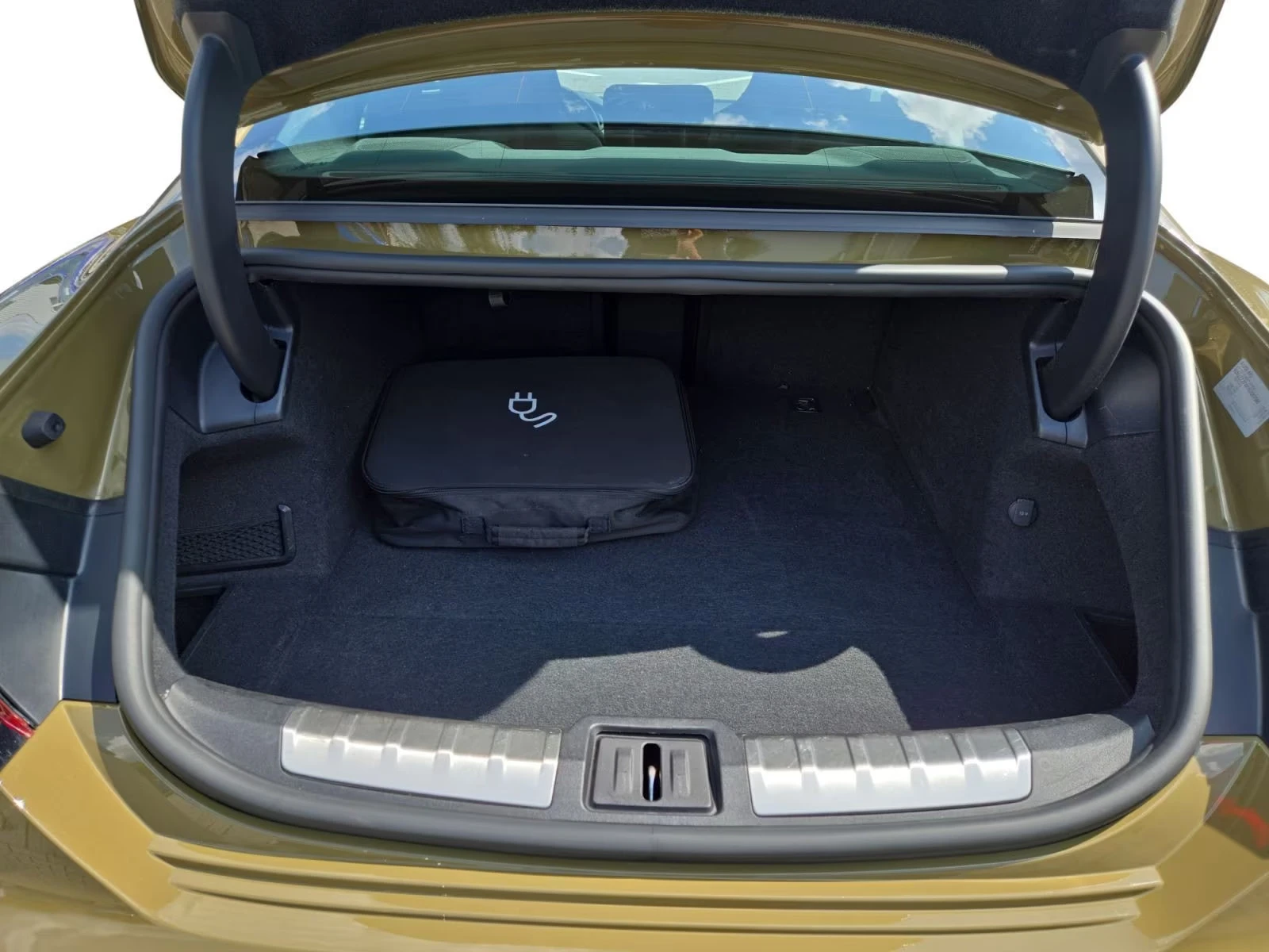 Audi E-Tron GT QUATTRO/476HP/360/MATRIX/NAVI/PANO/763v | Mobile.bg   7