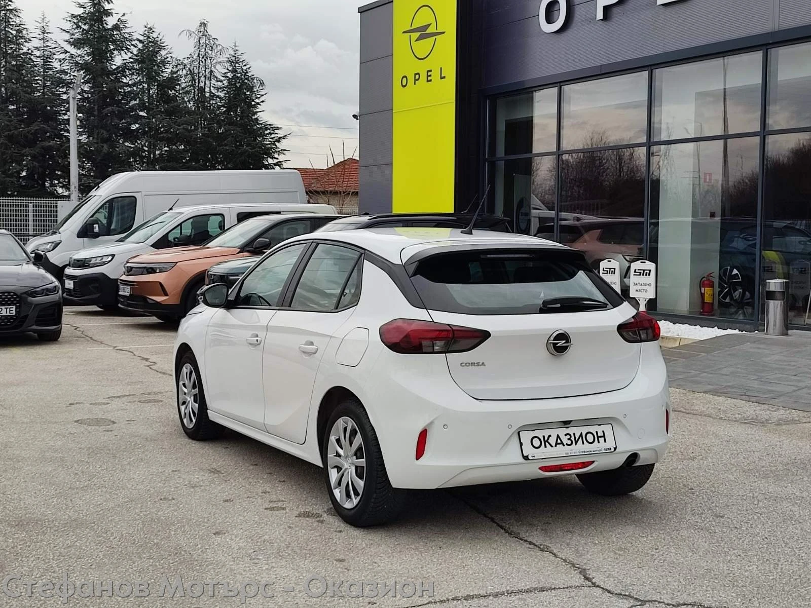 Opel Corsa Edition 1.2 (75HP) MT5 - изображение 8