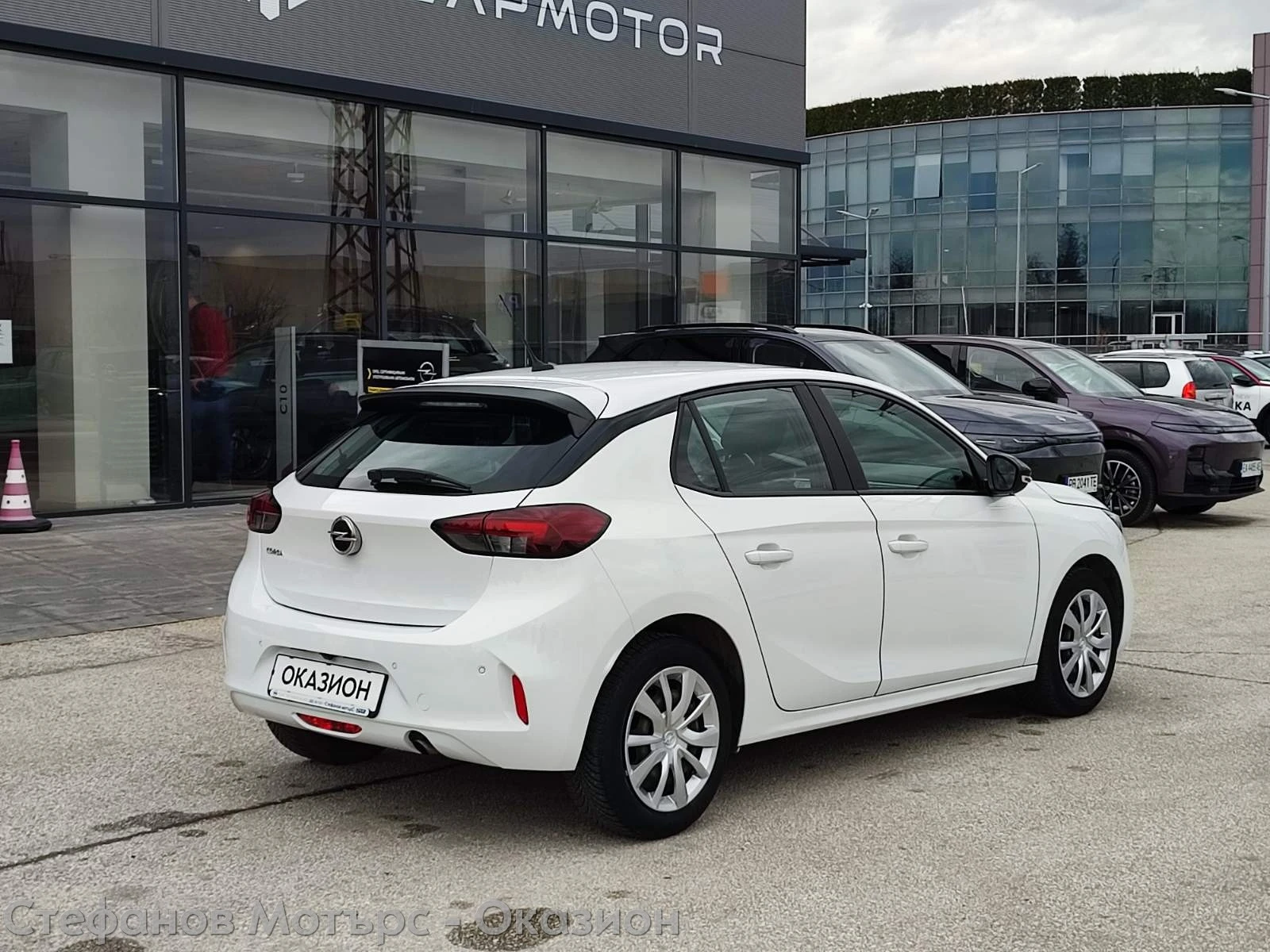 Opel Corsa Edition 1.2 (75HP) MT5 - изображение 6