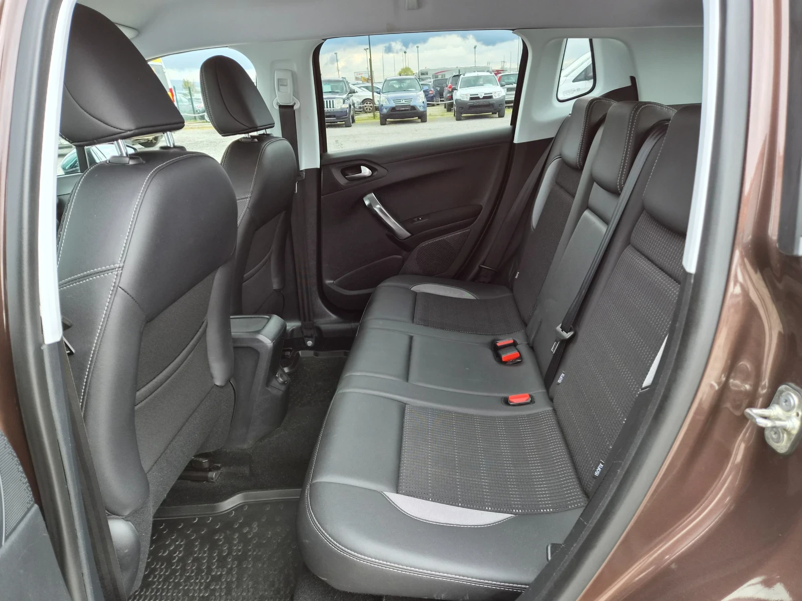 Peugeot 2008 1.6eHDI 92�� EURO 5 67811 ��. | Mobile.bg � ����������� 15