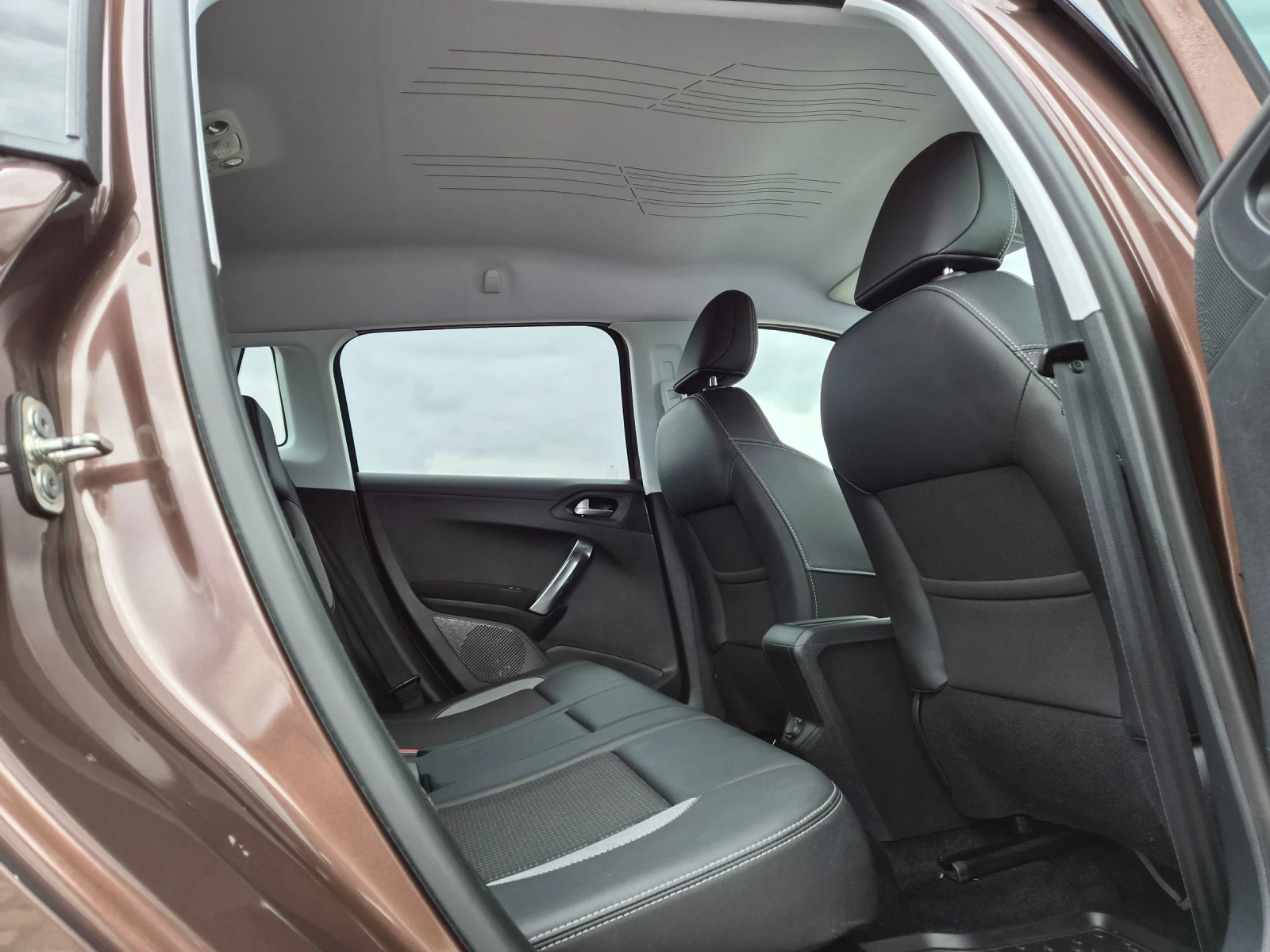 Peugeot 2008 1.6eHDI 92�� EURO 5 67811 ��. | Mobile.bg � ����������� 16