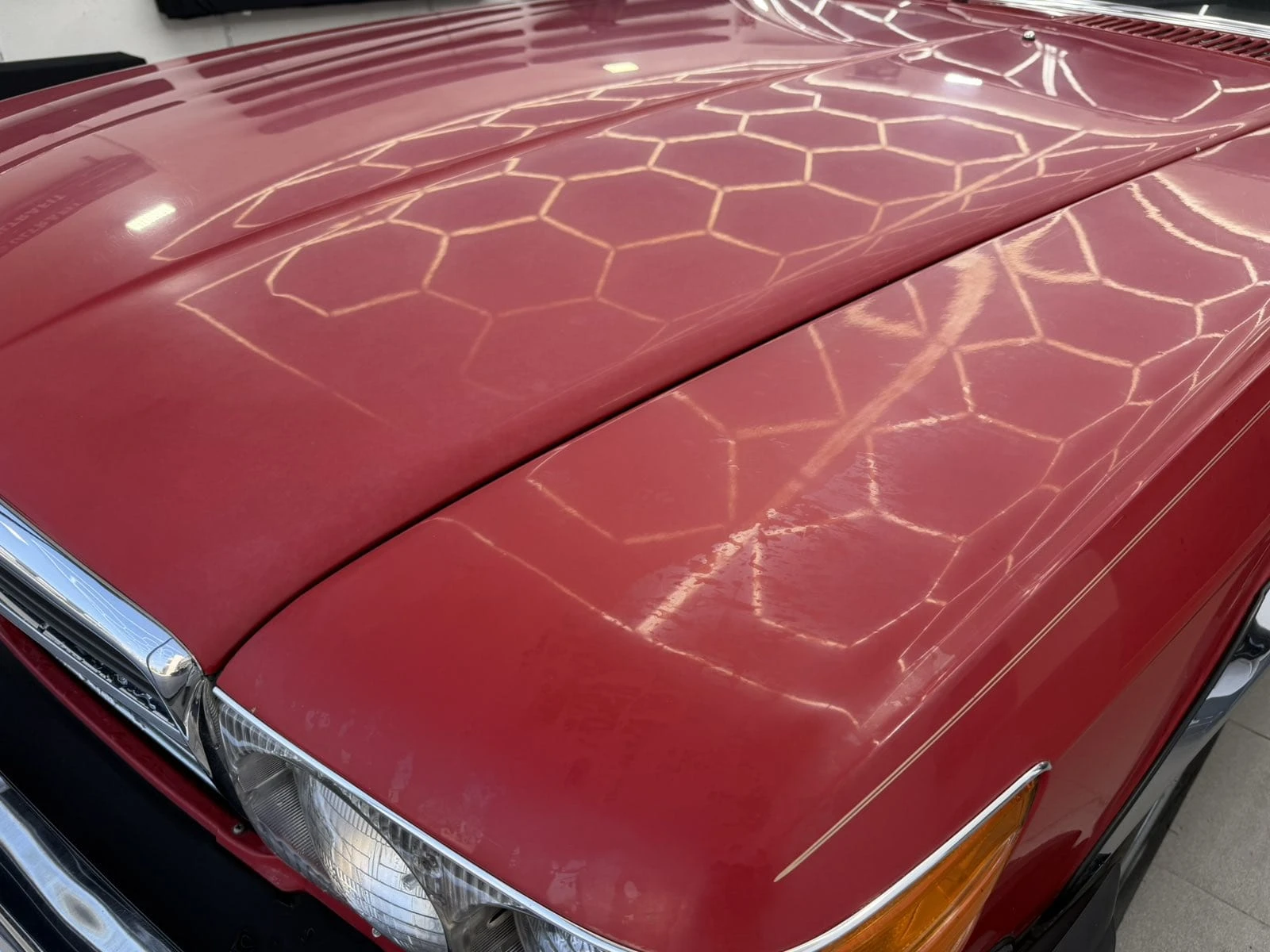 Mercedes-Benz 380, снимка 10 - Автомобили и джипове - 54333567