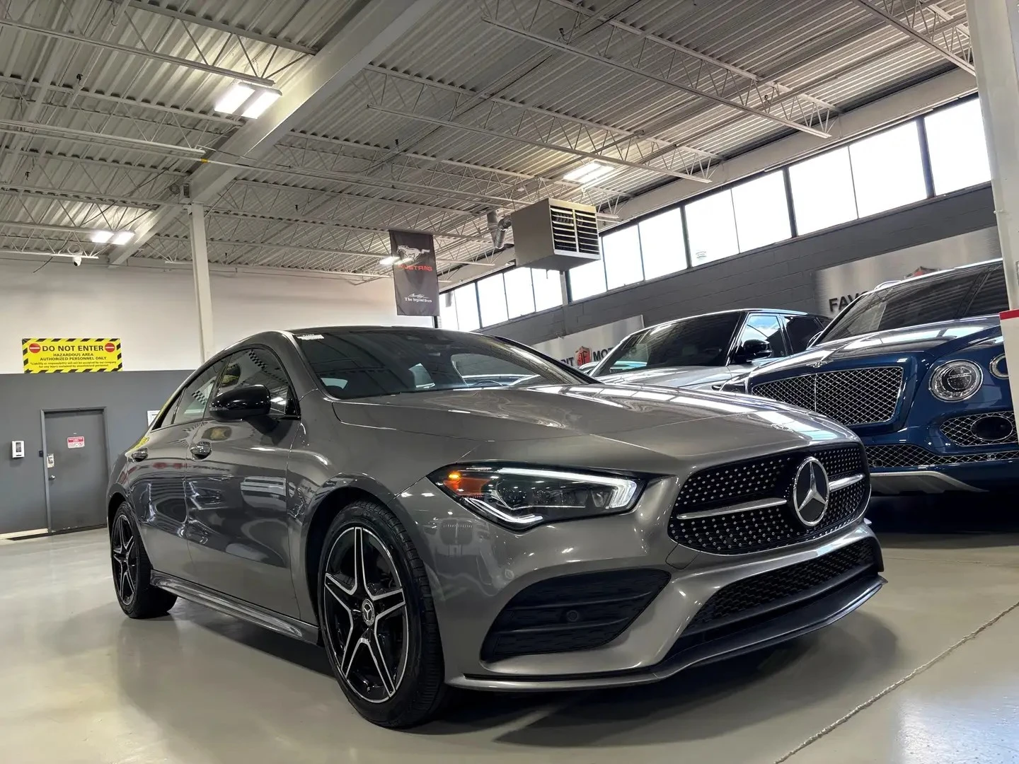 Mercedes-Benz CLA 250 4MATIC* AMG-LINE* PANOROOF* AMBIENT* 