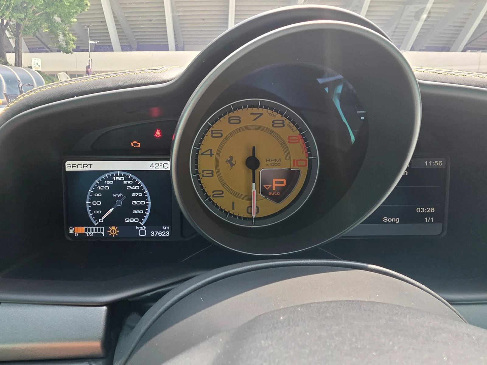 Ferrari 458 Italia Spider* КРАЙНА ЦЕНА, снимка 8 - Автомобили и джипове - 55243785