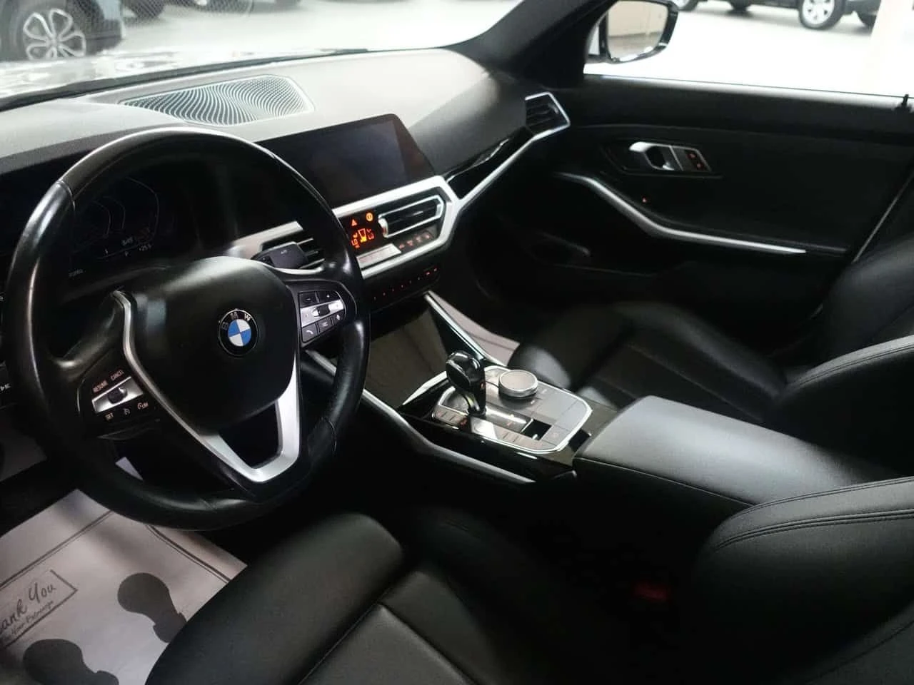 BMW 330 * 330i | xDrive | Nav | Leather | Sunroof | CarPla, снимка 10 - Автомобили и джипове - 55407247