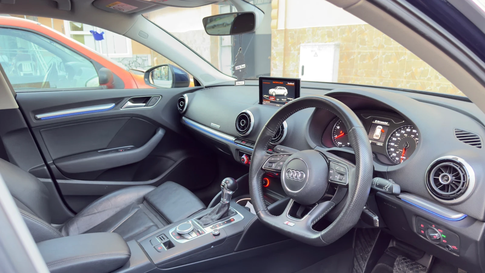 Audi A3 2.0 TDI SE quattro S-tronic, снимка 14 - Автомобили и джипове - 55557060