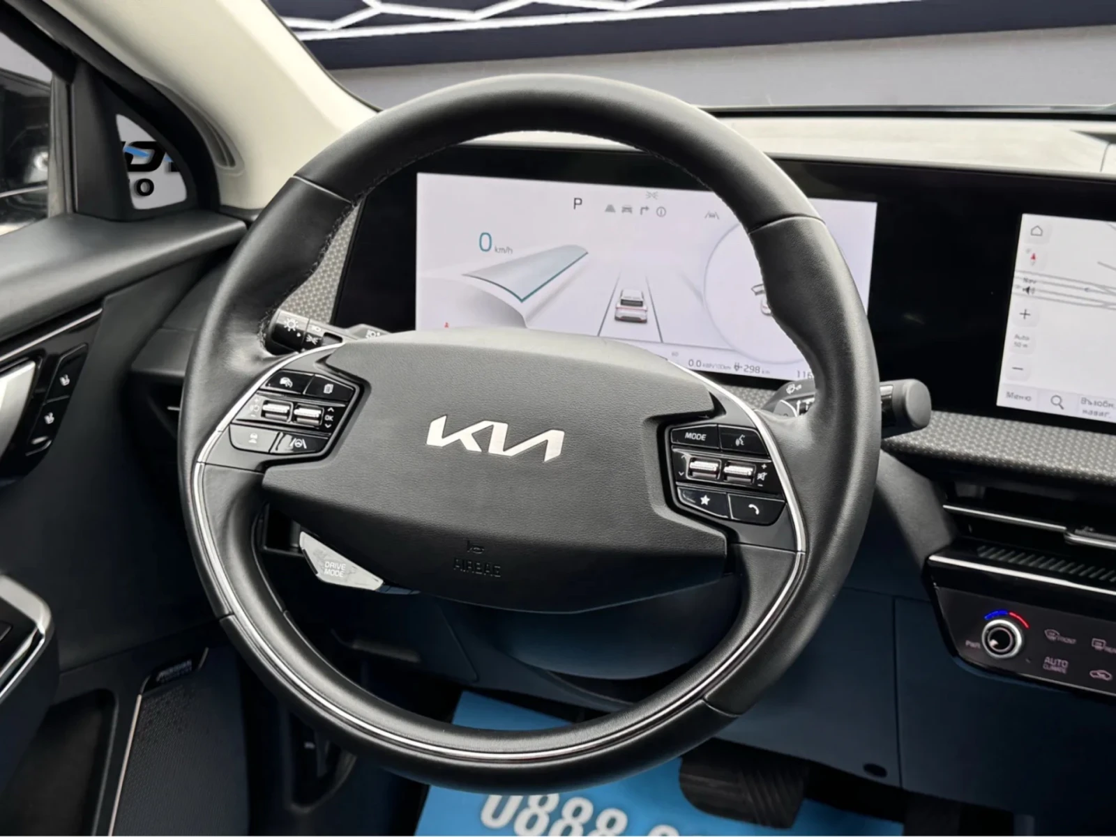 Kia EV6 77.4KWH 325КС. 4Х4 ПАНОРАМА MERIDIAN ДИСТРОНИК, снимка 9 - Автомобили и джипове - 55646614