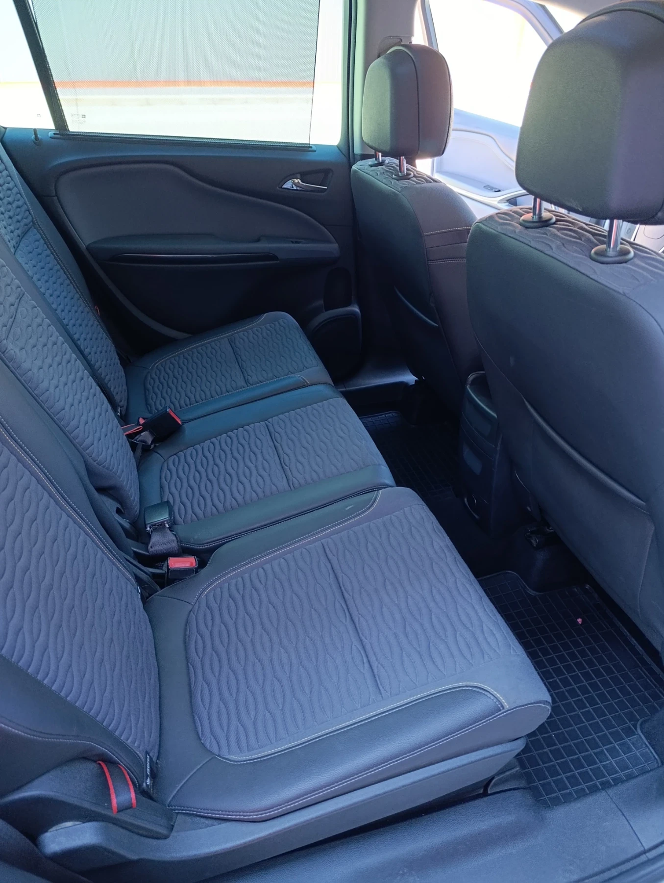 Opel Zafira, снимка 8 - Автомобили и джипове - 55680851
