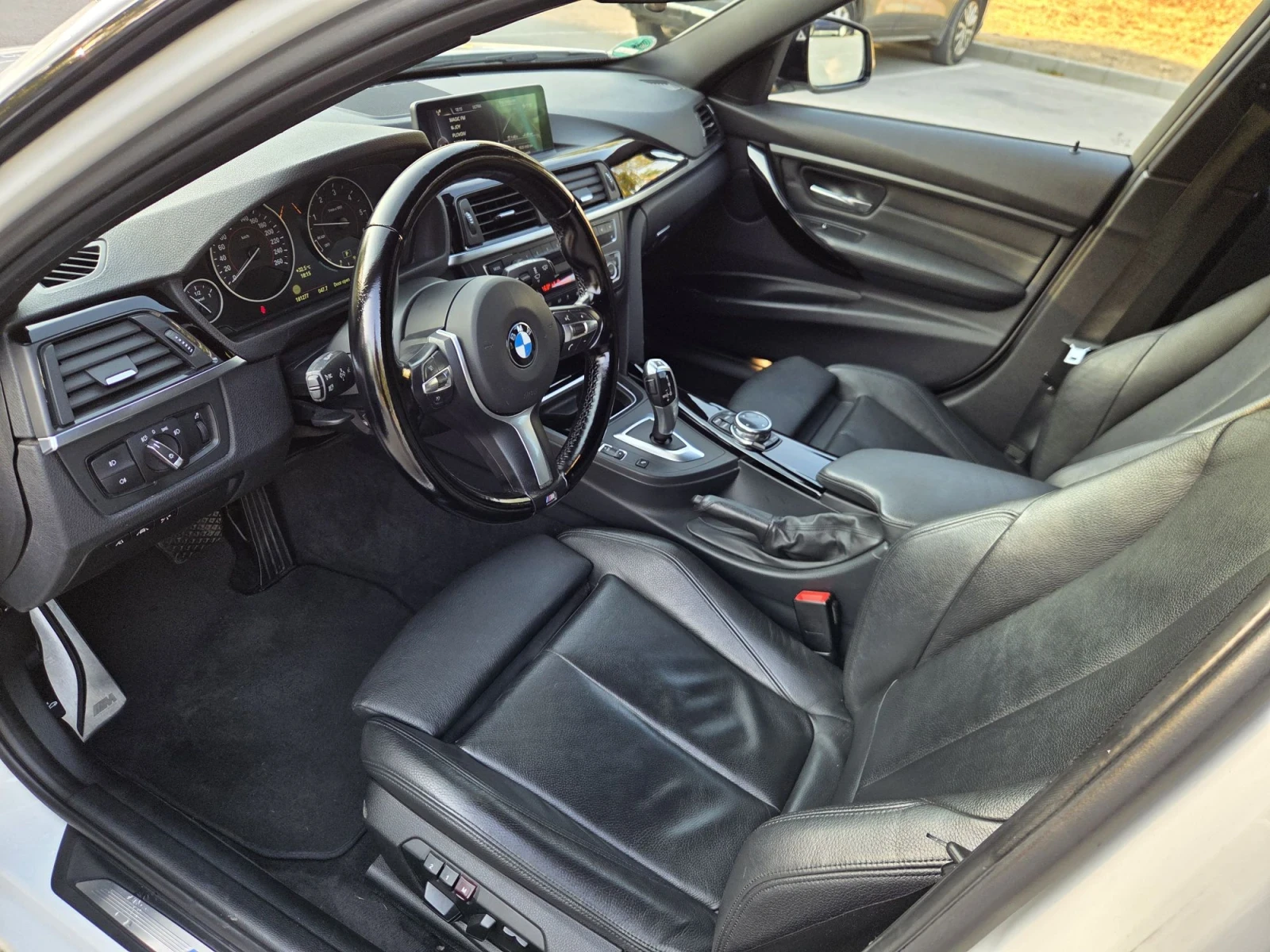 BMW 330 FULL FULL, снимка 6 - Автомобили и джипове - 55903824