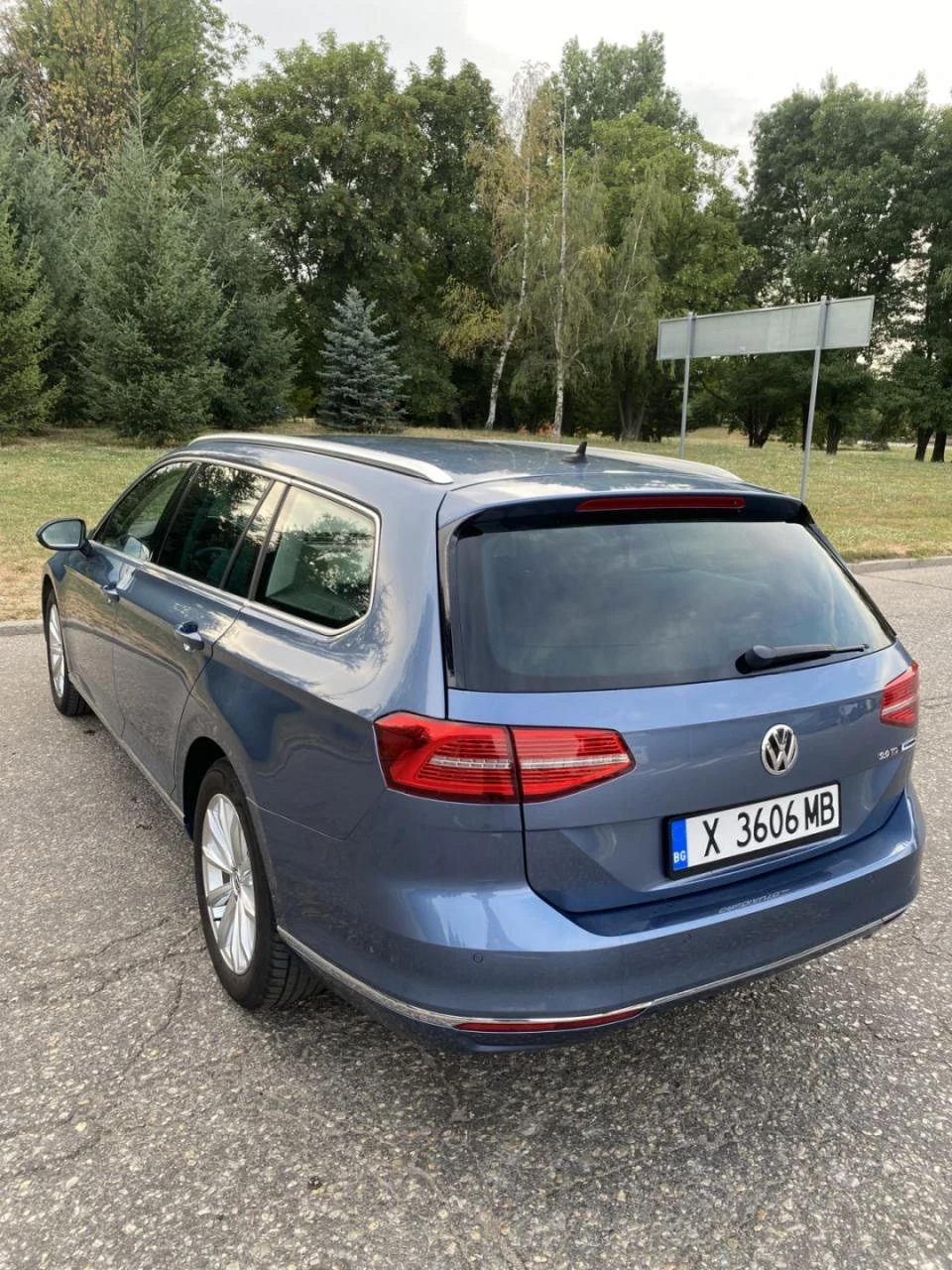 VW Passat B8 VARIANT 2.0 TDI/190 к.с/LED/NAVI/ACC, снимка 9 - Автомобили и джипове - 56293127
