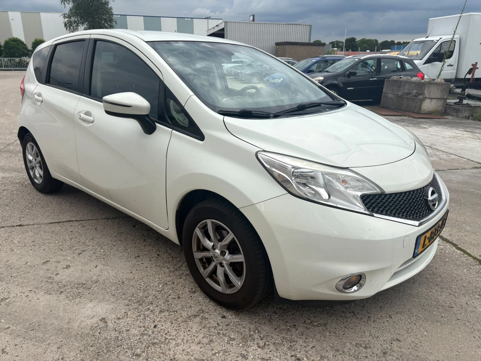 Nissan Note 1.2i/TEKNA/NAVI/EURO6W, снимка 5 - Автомобили и джипове - 56332839
