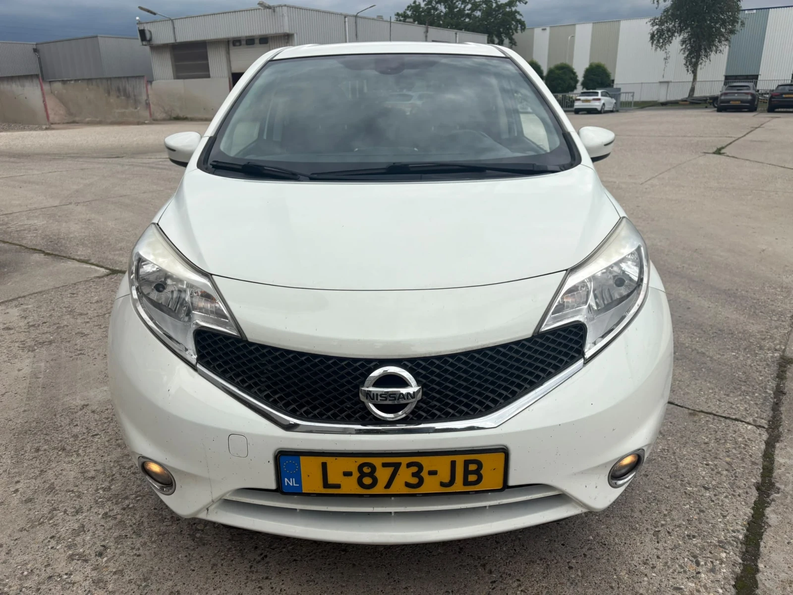 Nissan Note 1.2i/TEKNA/NAVI/EURO6W, снимка 6 - Автомобили и джипове - 56332839